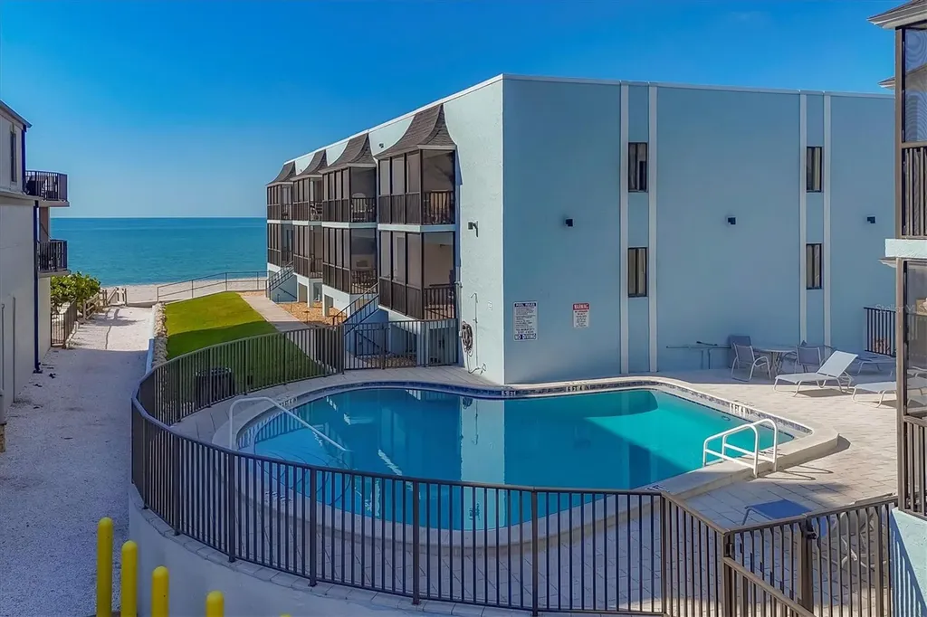 2810 N Beach Road Englewood FL 34223