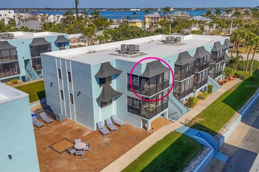 2810 N Beach Road Englewood FL 34223