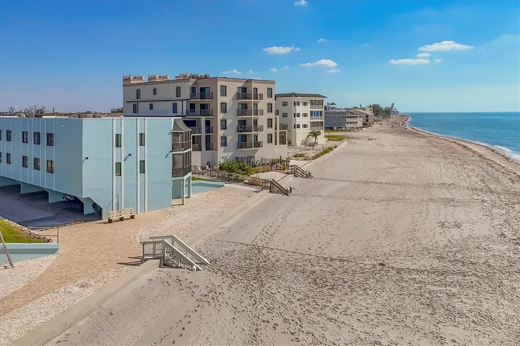 2810 N Beach Road Englewood FL 34223