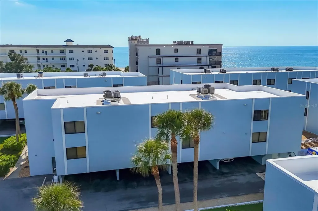 2810 N Beach Road Englewood FL 34223