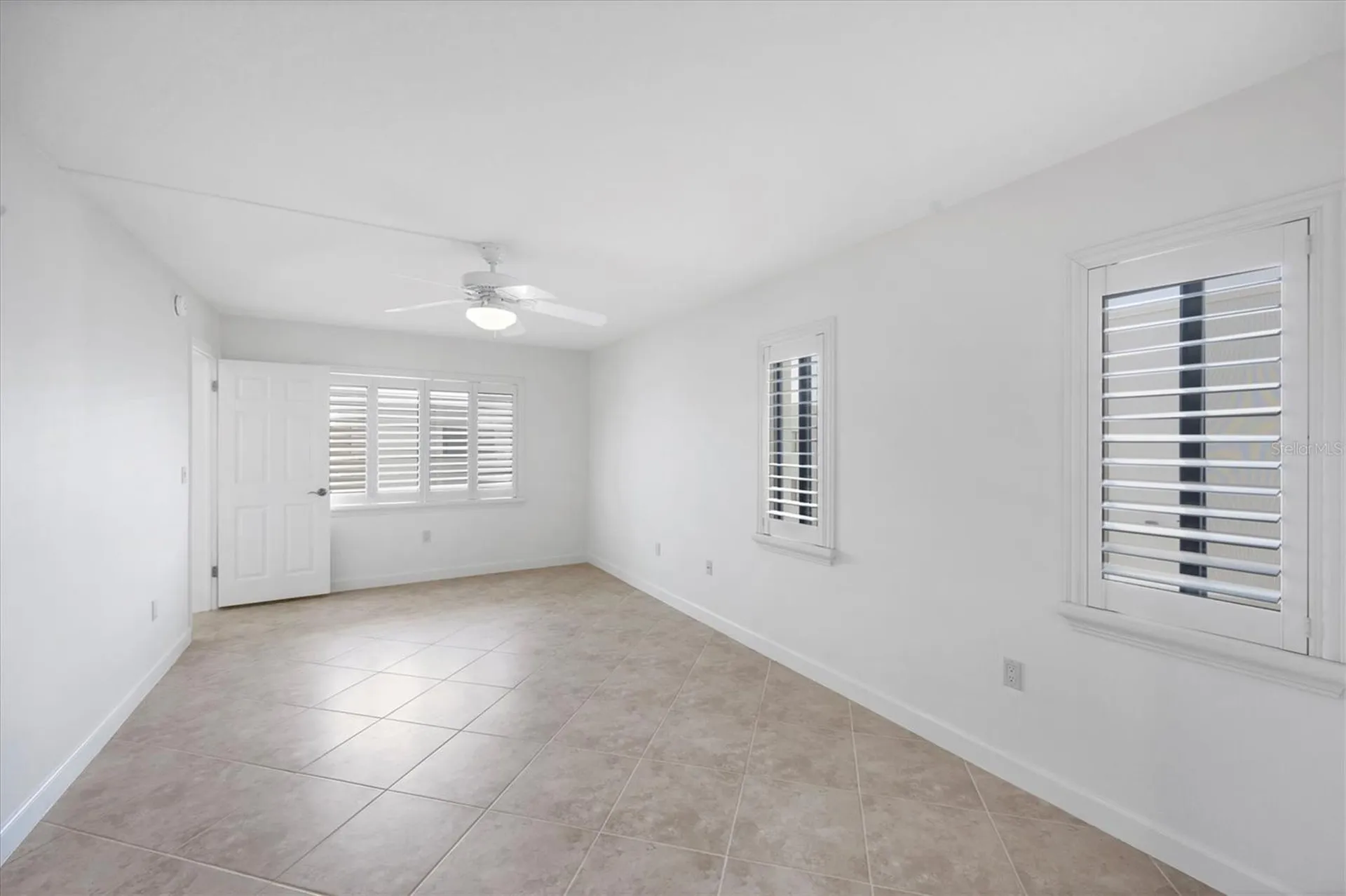 2810 N Beach Road Englewood FL 34223