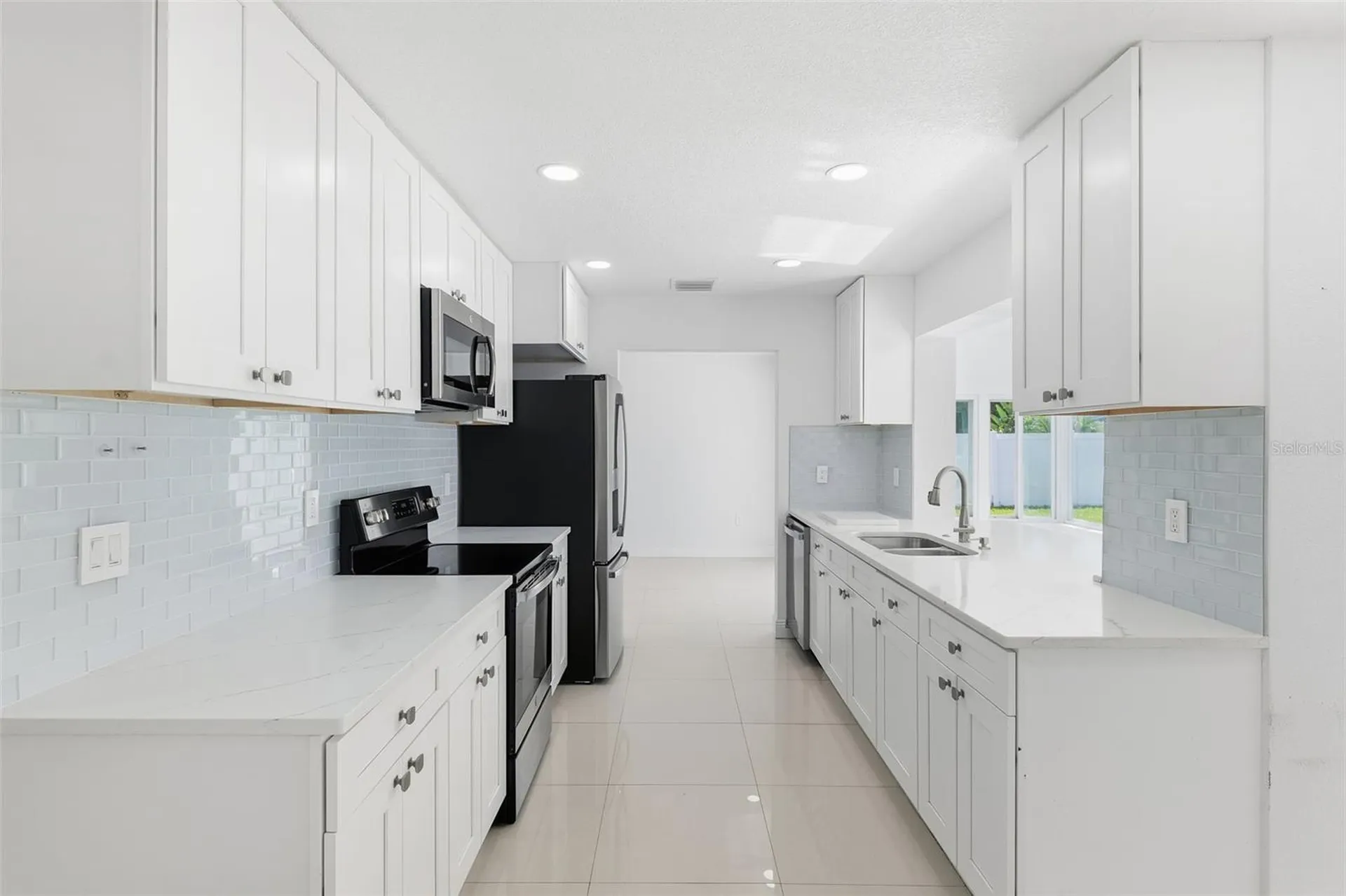 6488 30th Avenue N St Petersburg FL 33710