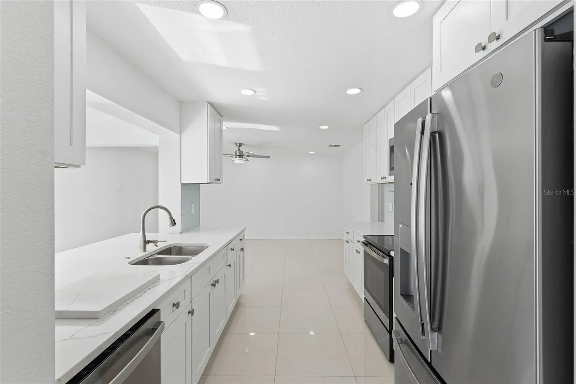 6488 30th Avenue N St Petersburg FL 33710