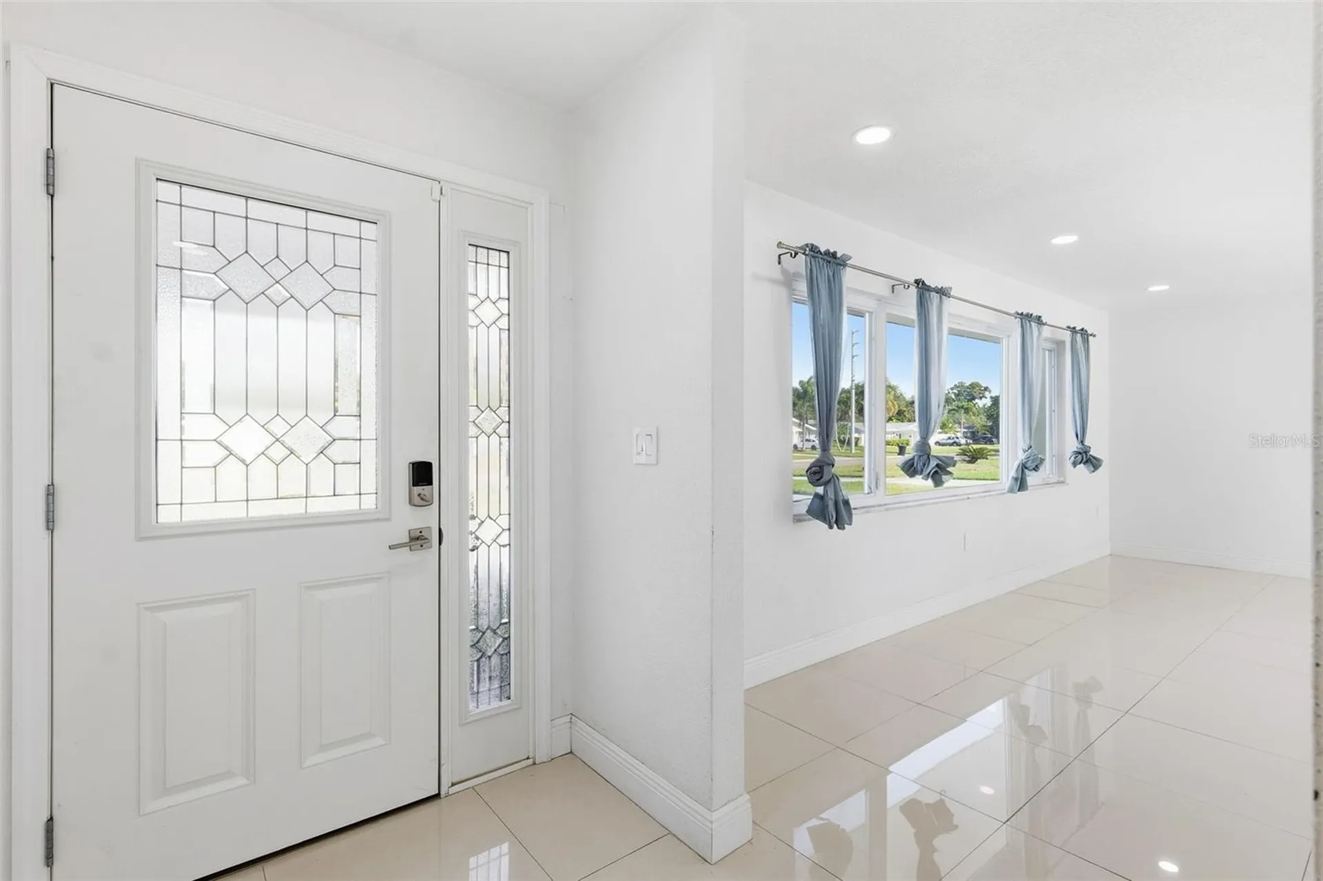 6488 30th Avenue N St Petersburg FL 33710