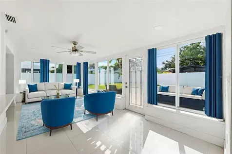 6488 30th Avenue N St Petersburg FL 33710