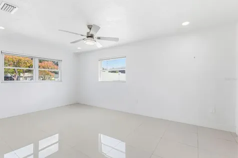 6488 30th Avenue N St Petersburg FL 33710