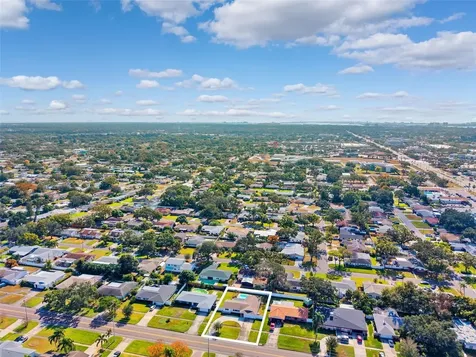 6488 30th Avenue N St Petersburg FL 33710