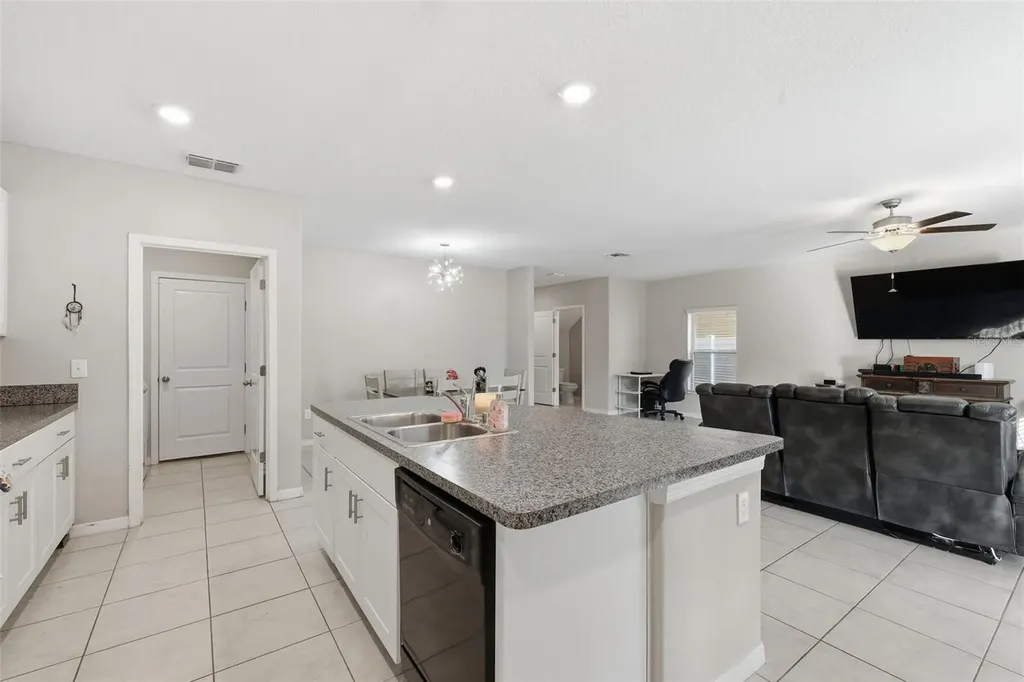 2007 Sea Salt Court Ruskin FL 33570