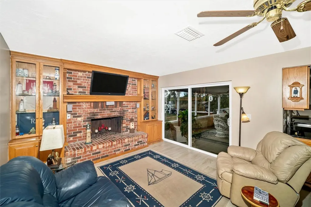 5206 18th Avenue E Bradenton FL 34208