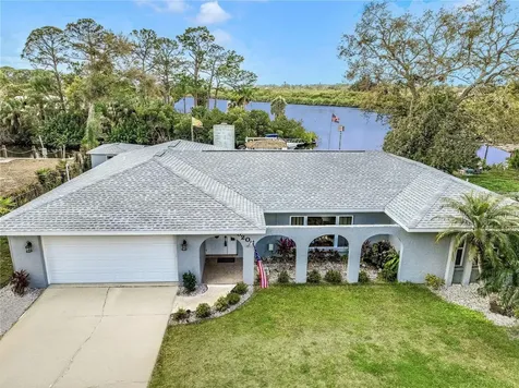 5206 18th Avenue E Bradenton FL 34208