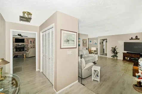 5206 18th Avenue E Bradenton FL 34208