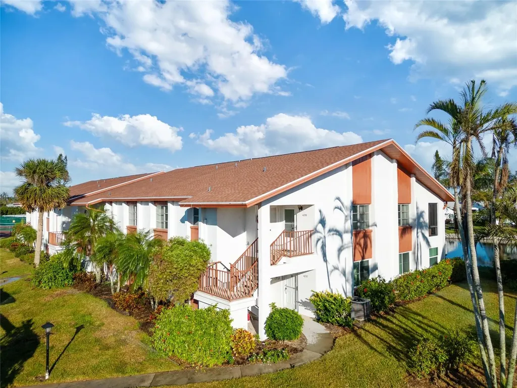 4859 Independence Drive Bradenton FL 34210