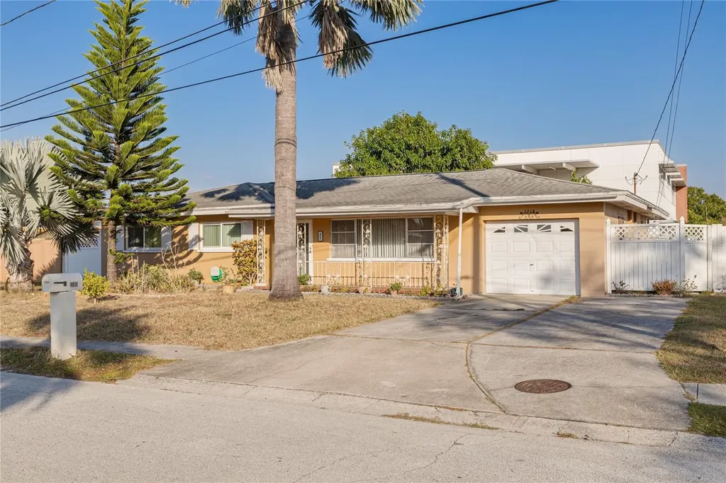 1715 S Jefferson Avenue Largo FL 33770