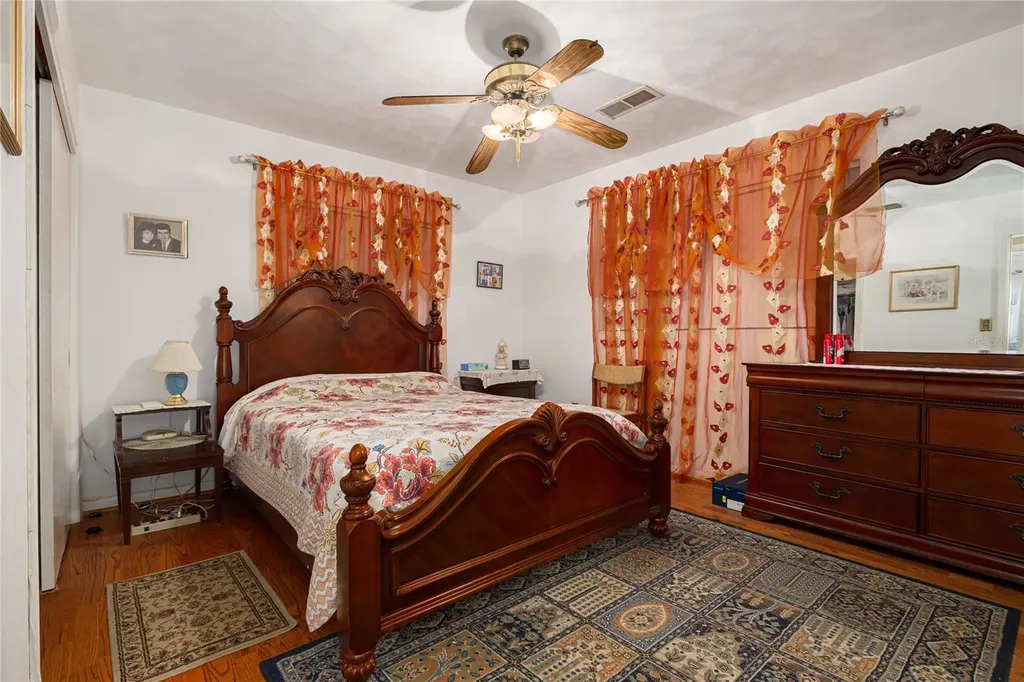 1715 S Jefferson Avenue Largo FL 33770