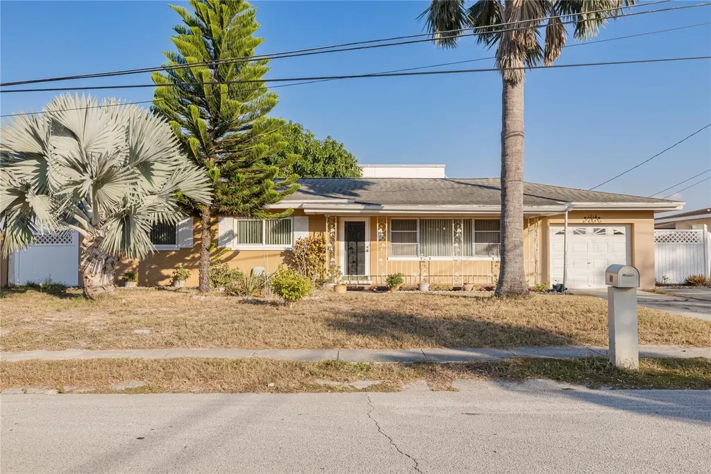 1715 S Jefferson Avenue Largo FL 33770