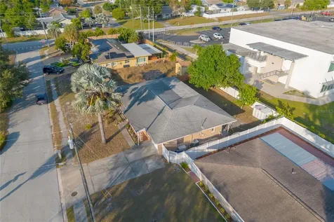 1715 S Jefferson Avenue Largo FL 33770
