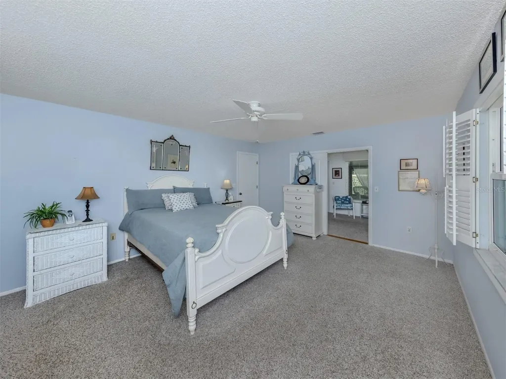 264 Laurel Hollow Drive Nokomis FL 34275