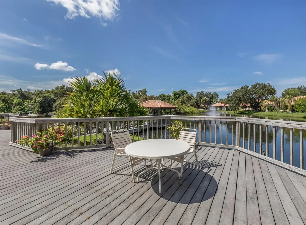 264 Laurel Hollow Drive Nokomis FL 34275