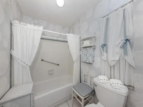 264 Laurel Hollow Drive Nokomis FL 34275
