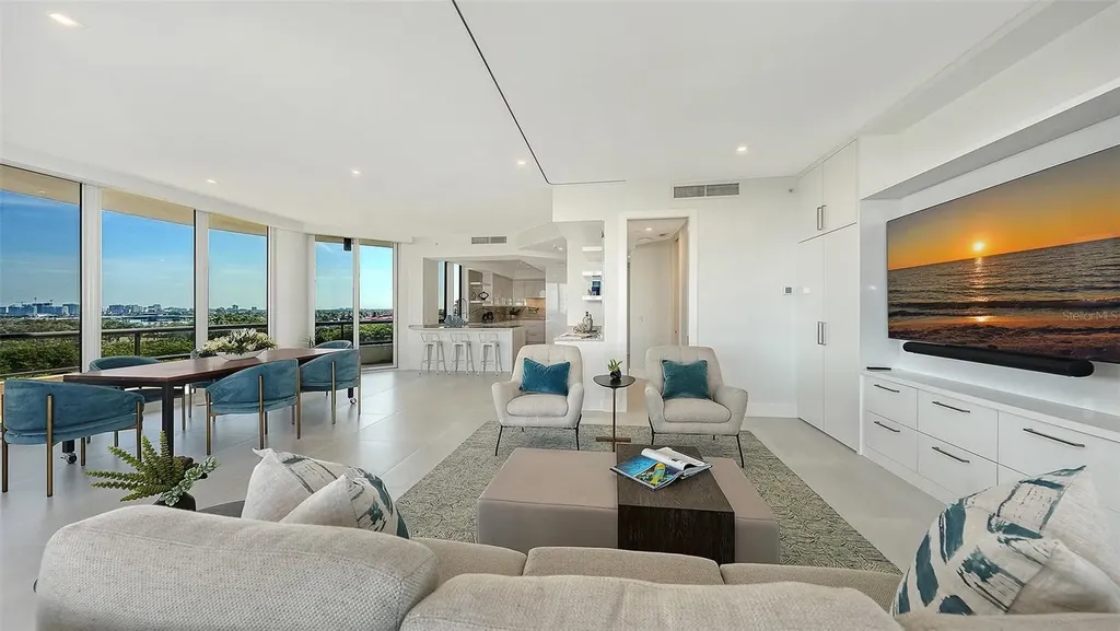 415 L Ambiance Drive Longboat Key FL 34228