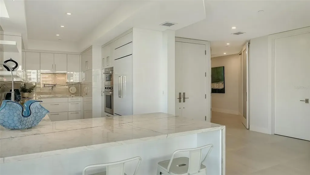 415 L Ambiance Drive Longboat Key FL 34228