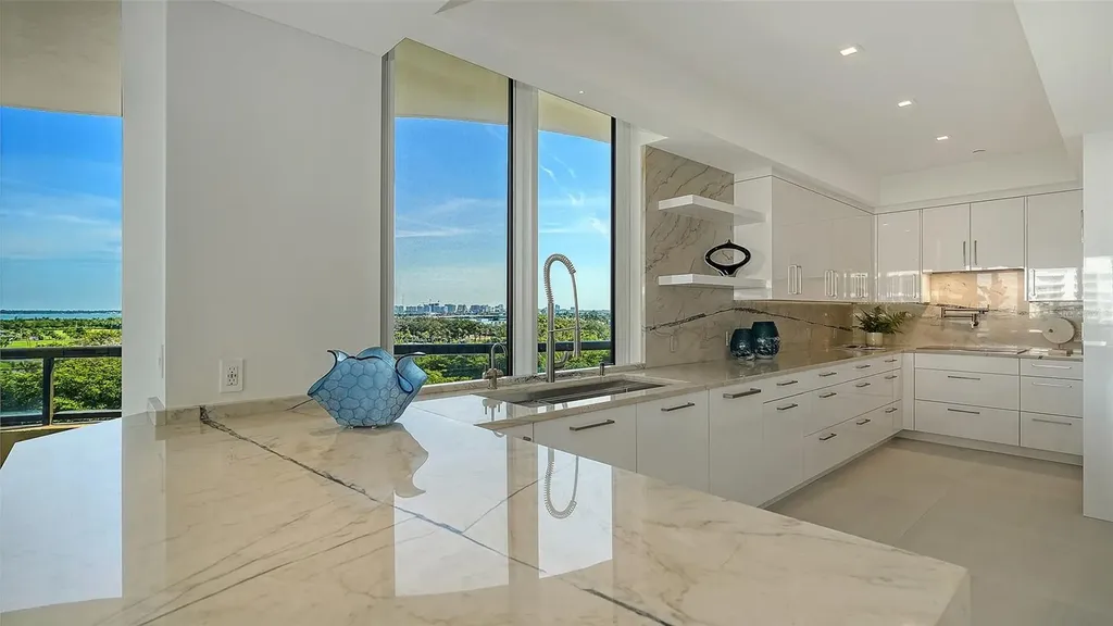 415 L Ambiance Drive Longboat Key FL 34228
