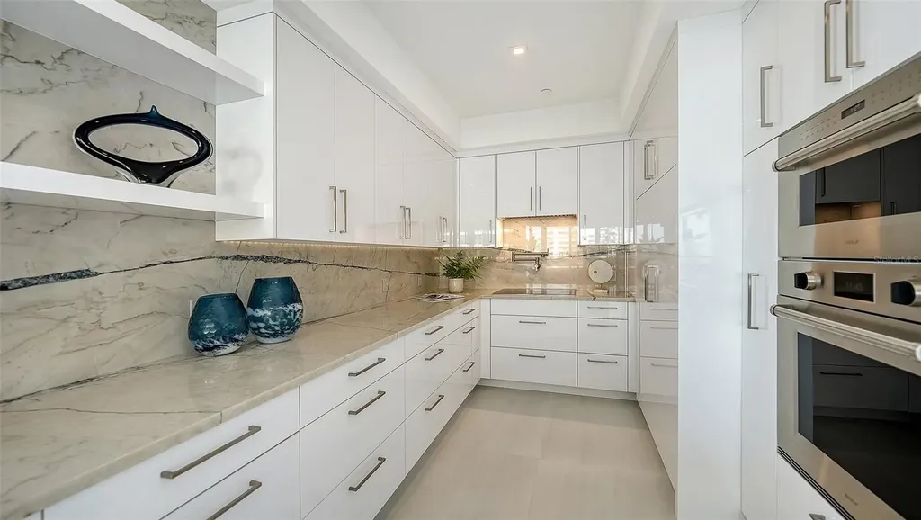415 L Ambiance Drive Longboat Key FL 34228