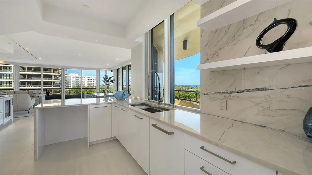 415 L Ambiance Drive Longboat Key FL 34228
