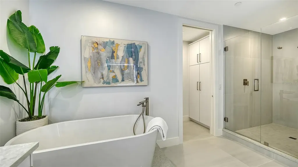 415 L Ambiance Drive Longboat Key FL 34228