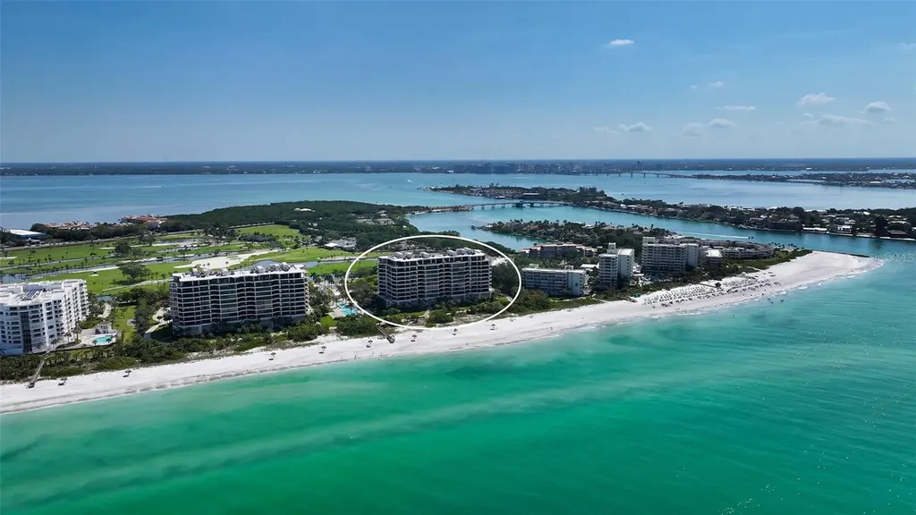415 L Ambiance Drive Longboat Key FL 34228