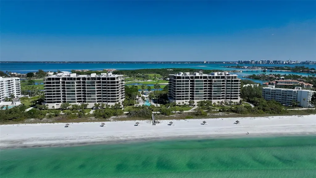 415 L Ambiance Drive Longboat Key FL 34228