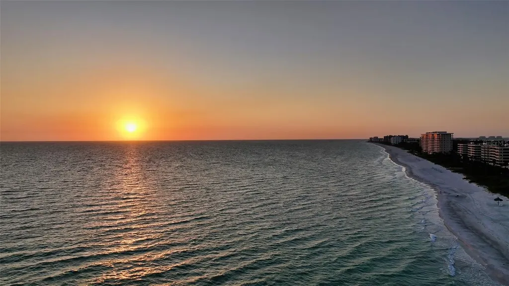 415 L Ambiance Drive Longboat Key FL 34228