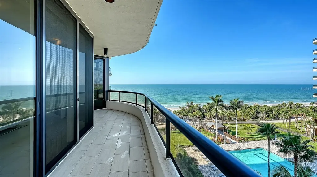 415 L Ambiance Drive Longboat Key FL 34228