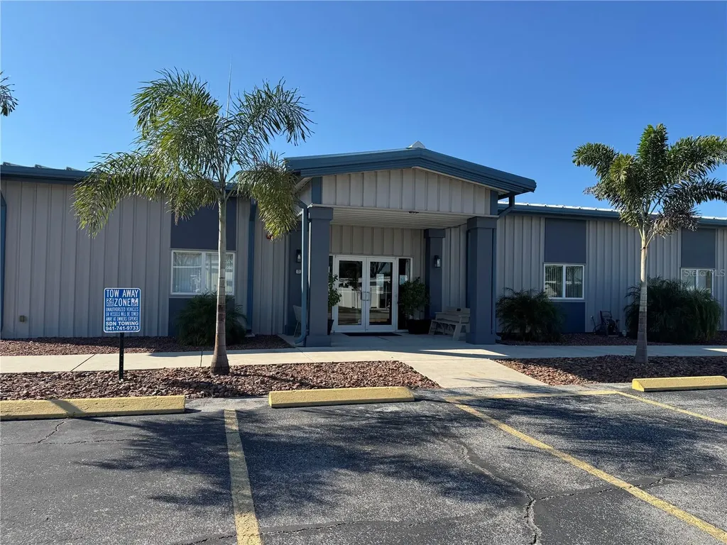 420 49th Street E Palmetto FL 34221