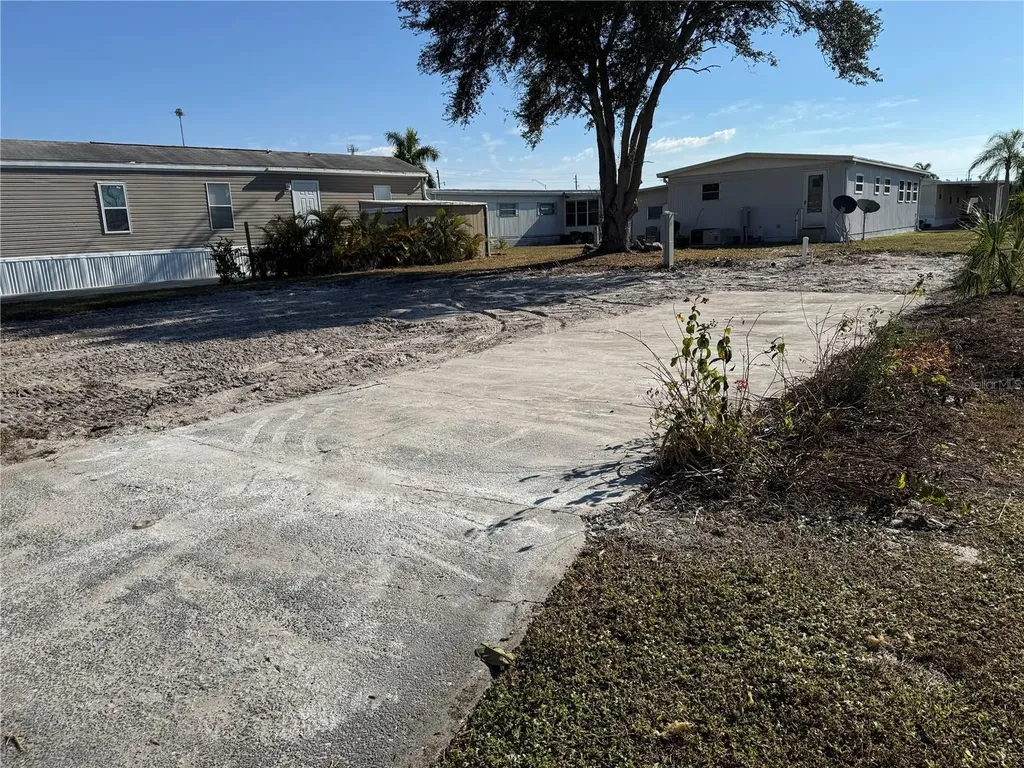 420 49th Street E Palmetto FL 34221