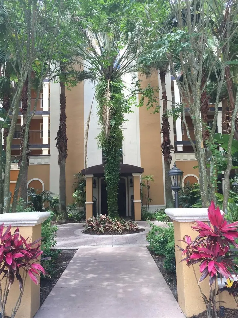 12556 Floridays Resort Drive Orlando FL 32821