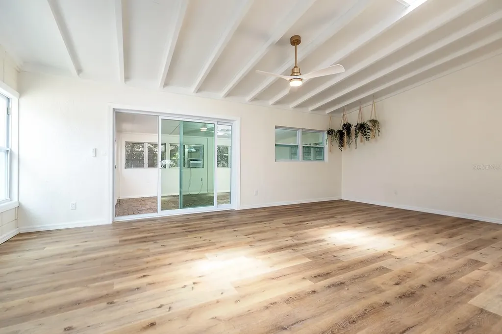 2637 Florence Street Orlando FL 32818