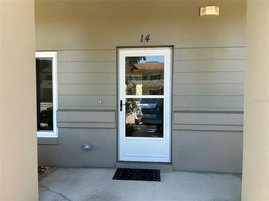 2294 Belgian Lane Clearwater FL 33763