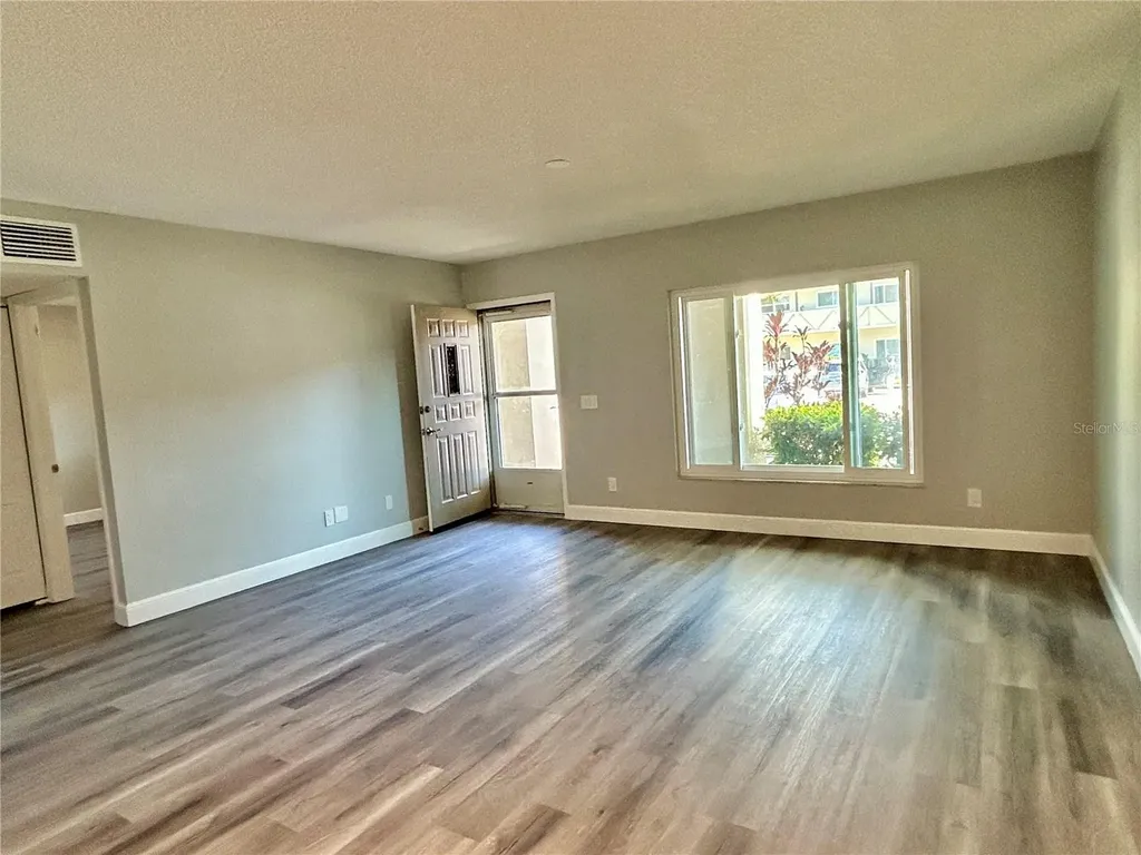 2294 Belgian Lane Clearwater FL 33763