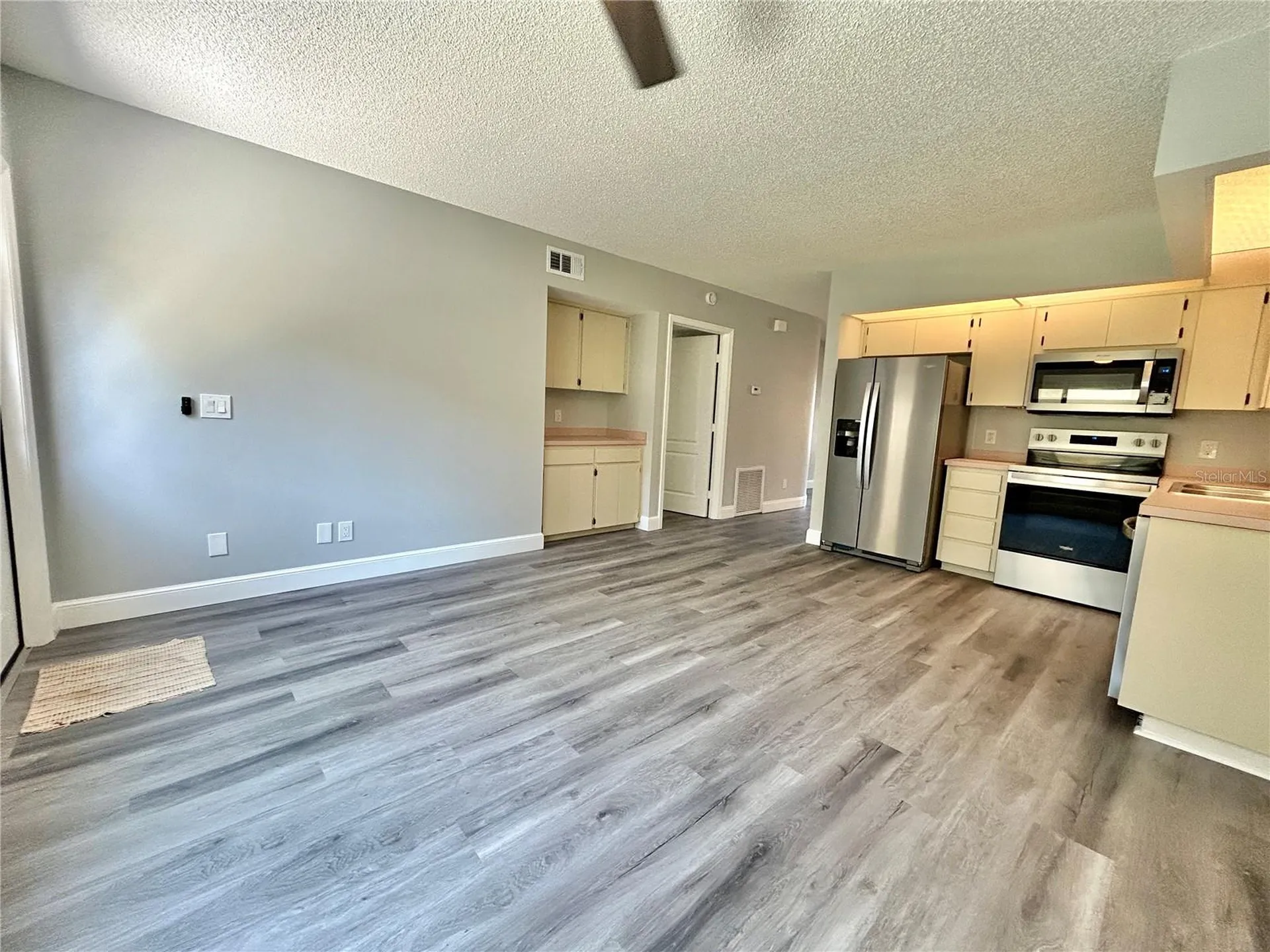 2294 Belgian Lane Clearwater FL 33763