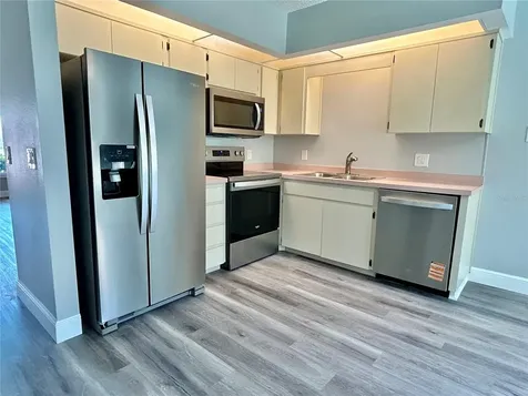 2294 Belgian Lane Clearwater FL 33763