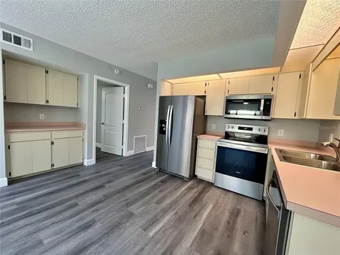 2294 Belgian Lane Clearwater FL 33763