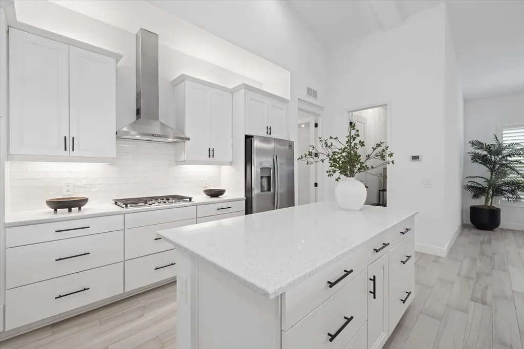 745 Tailwind Place Sarasota FL 34240