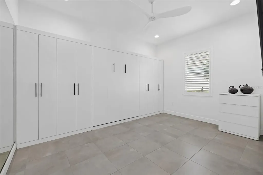 745 Tailwind Place Sarasota FL 34240