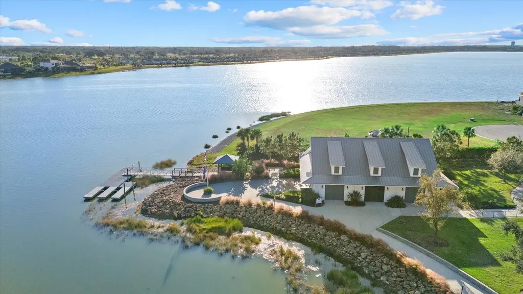 745 Tailwind Place Sarasota FL 34240