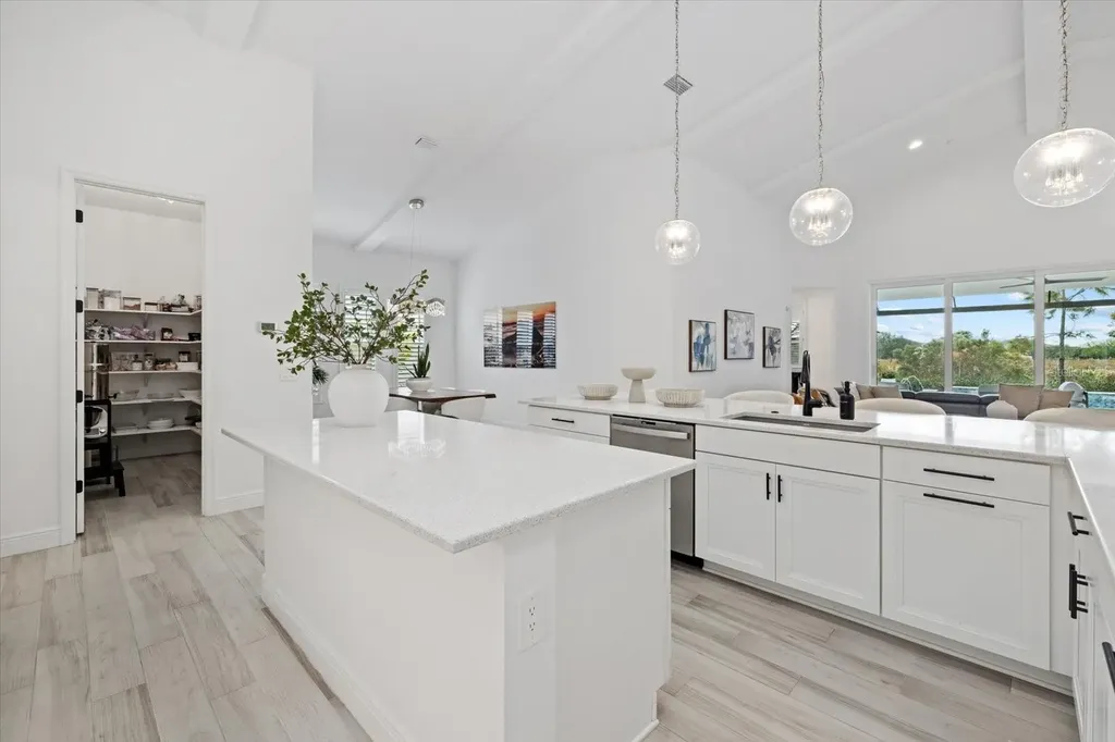 745 Tailwind Place Sarasota FL 34240
