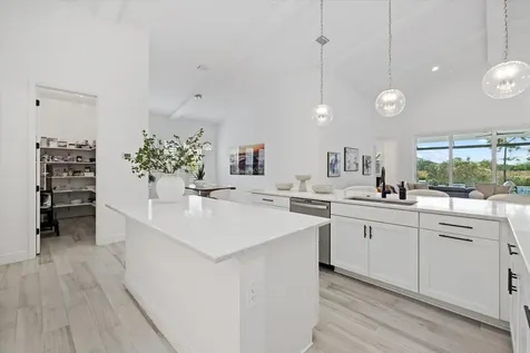 745 Tailwind Place Sarasota FL 34240
