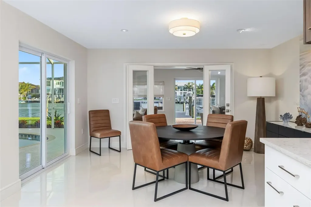 480 Cleveland Drive Sarasota FL 34236