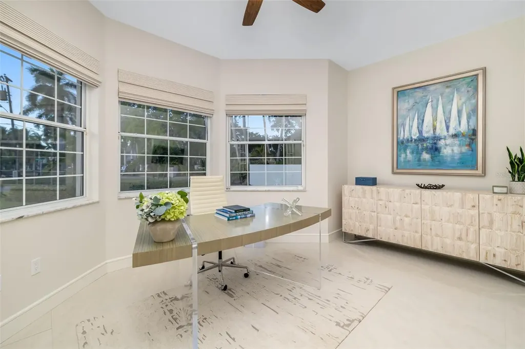 480 Cleveland Drive Sarasota FL 34236