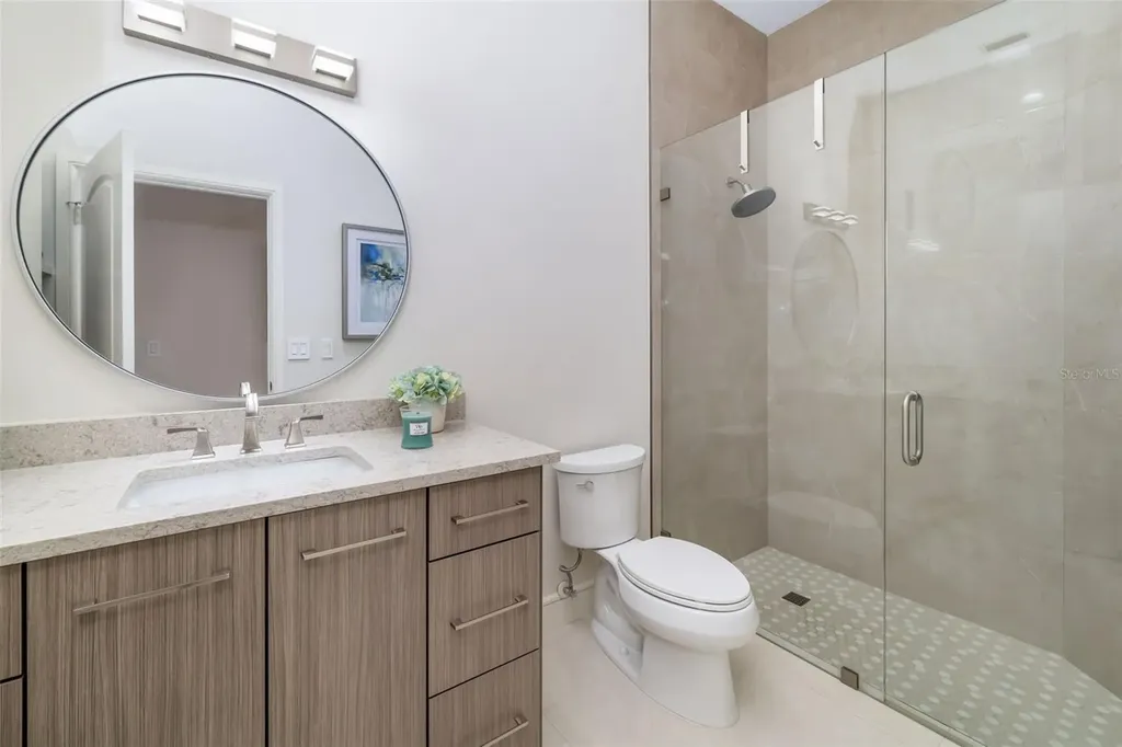 480 Cleveland Drive Sarasota FL 34236